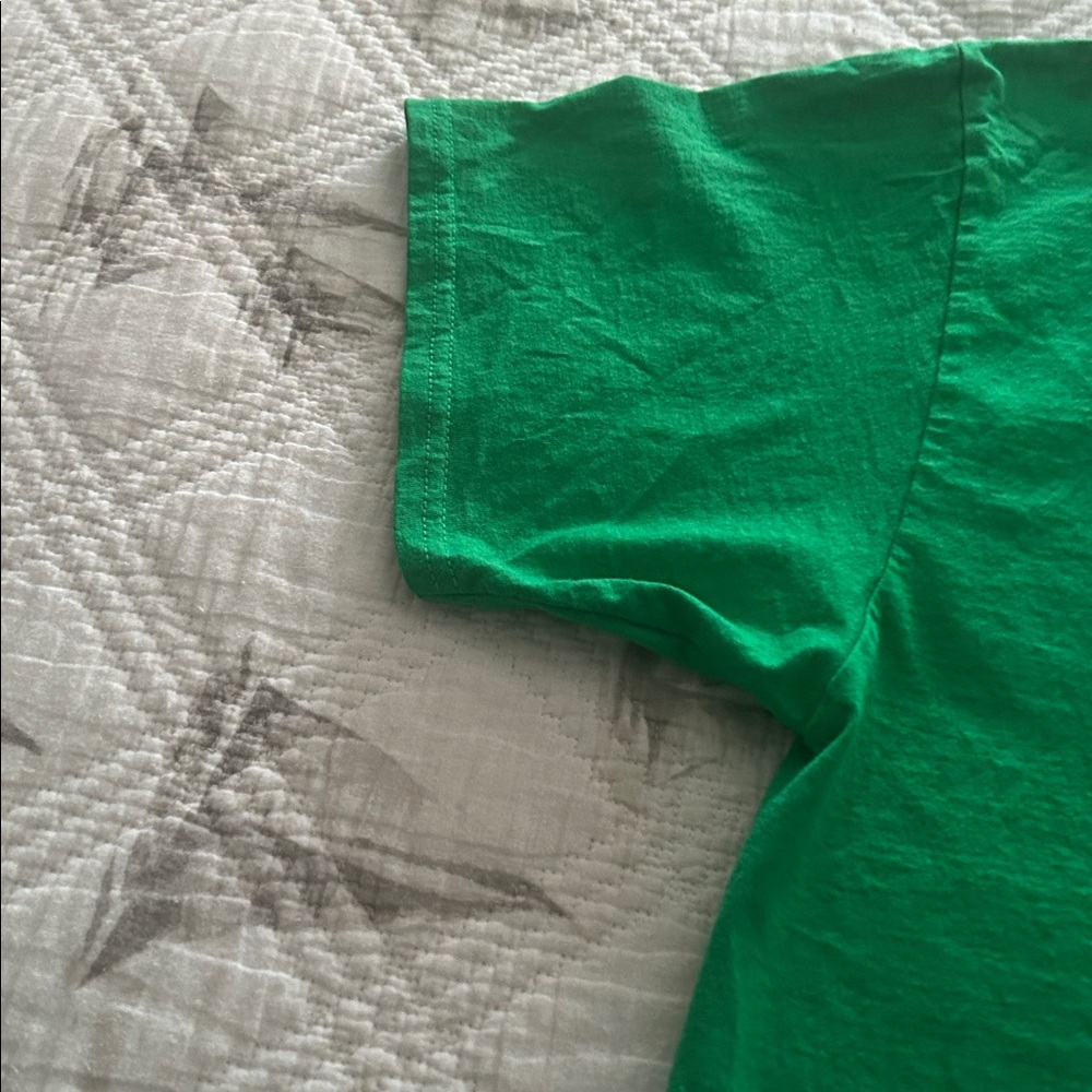 Men's XL Christmas T Shirt has been washed and hung to dry. See all pics... - Picture 3 of 7